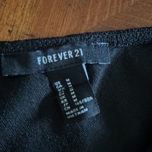 Forever 21 Black semi sheer Lace Print Knit Top with Peplum Juniors Medium - Picture 6 of 10